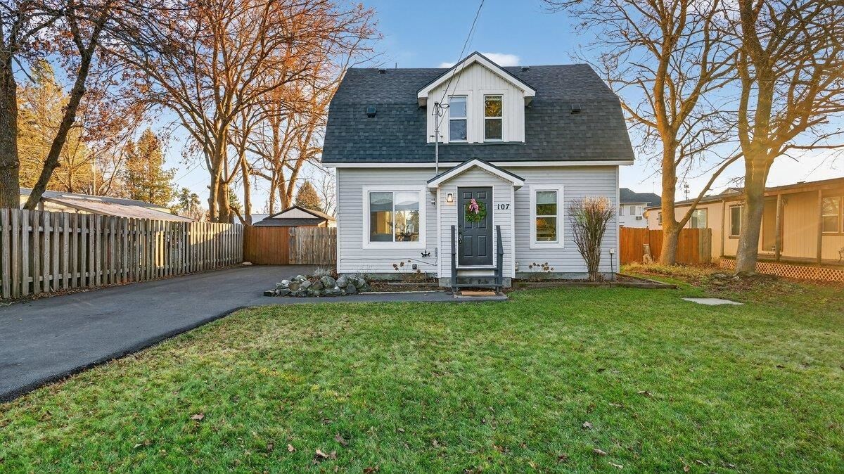 Property Photo: 107 W Moore Ave WA 99006