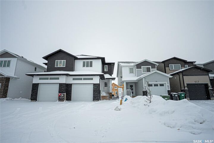 Property Photo:  521 Sharma Crescent  SK S7W 0Z5 