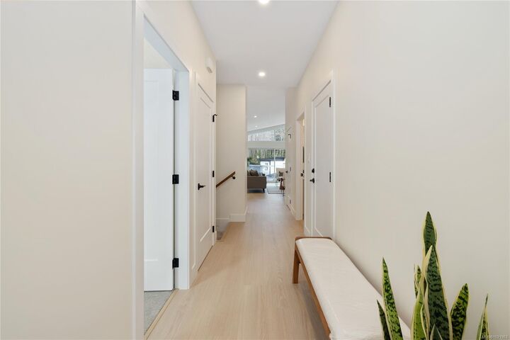 Property Photo: 7146 Elkridge Rd BC V0R 2G0
