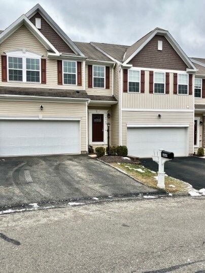 Property Photo: 6469 Lindsey Ln PA 15632
