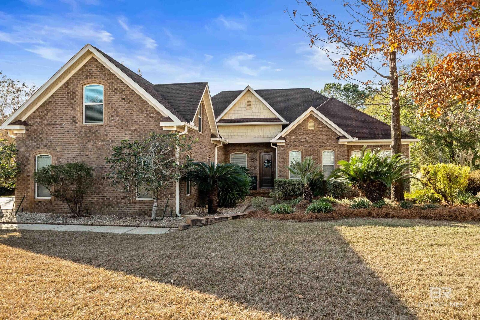 Property Photo: 7864 Lake Boulevard AL 36527