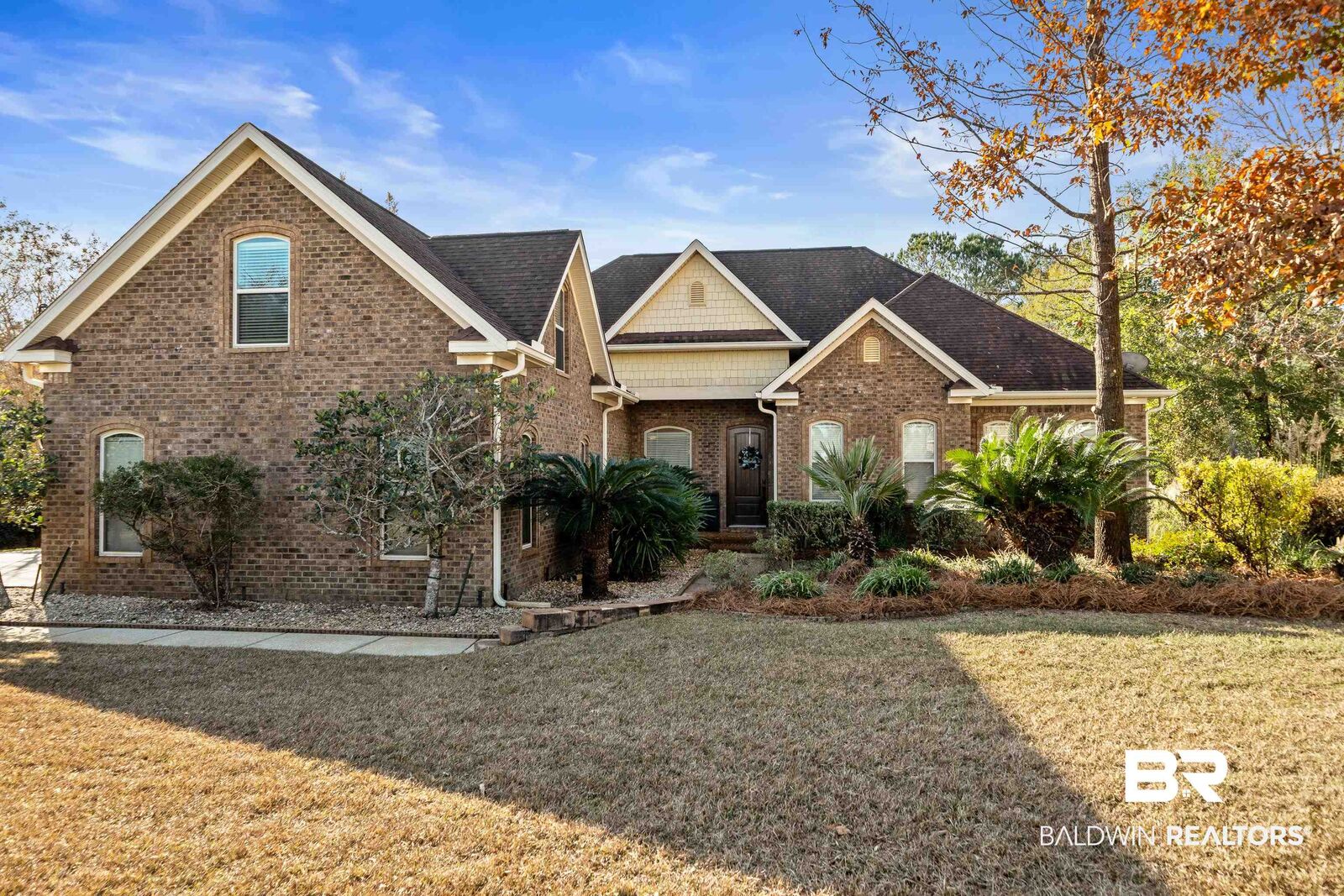 Property Photo: 7864 Lake Boulevard AL 36527