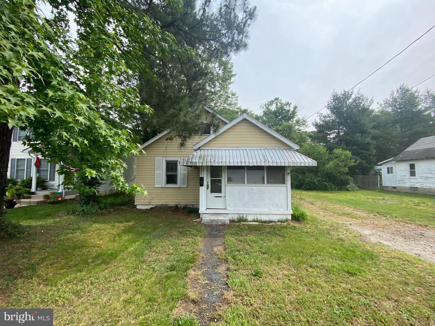 Property Photo:  309 3rd Street  VA 22408 