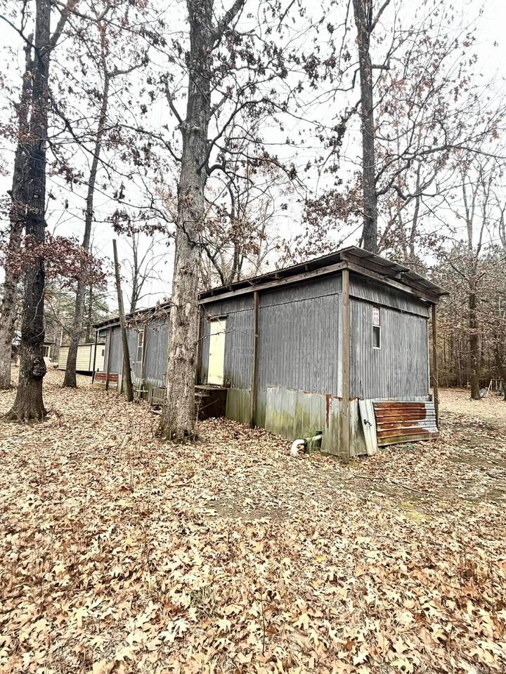 Property Photo:  959 1/2 J Avenue  AR 71747 