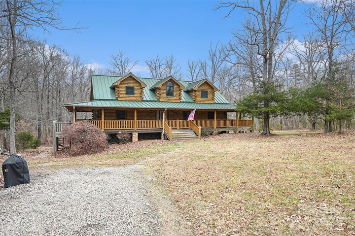Property Photo:  3008 Lamplight Road  NC 28112 