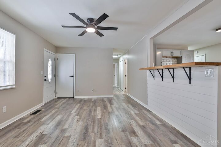 Property Photo: 2071 Roosevelt Avenue OH 45240