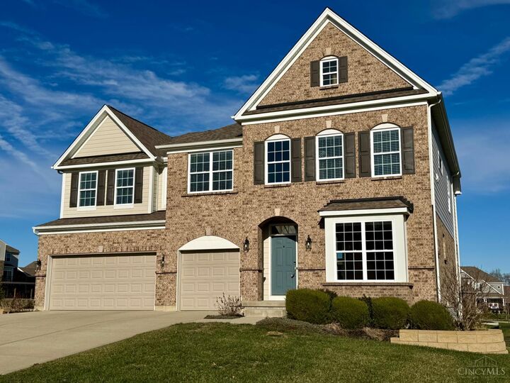 Property Photo:  5819 Laurel Run Drive  OH 45011 