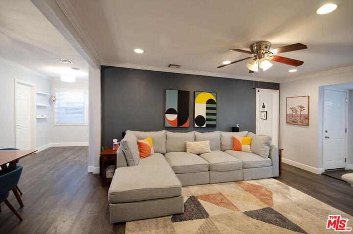 Property Photo:  17437 Stagg St  CA 91325 