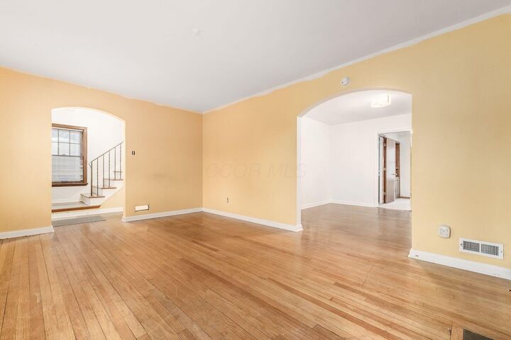 Property Photo:  683 S Roosevelt Avenue  OH 43209 