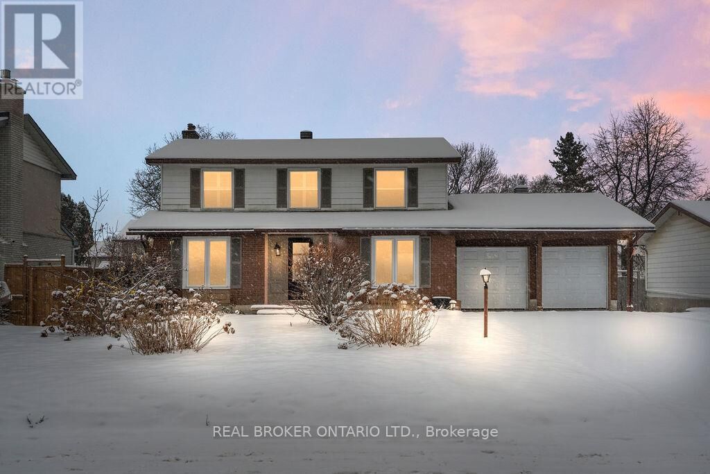 Property Photo:  99 Queensline Drive  ON K2H 7J6 