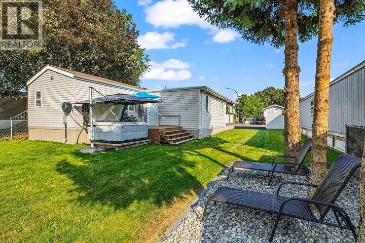 Property Photo:  2005 Boucherie Road 95  BC V4T 1R4 