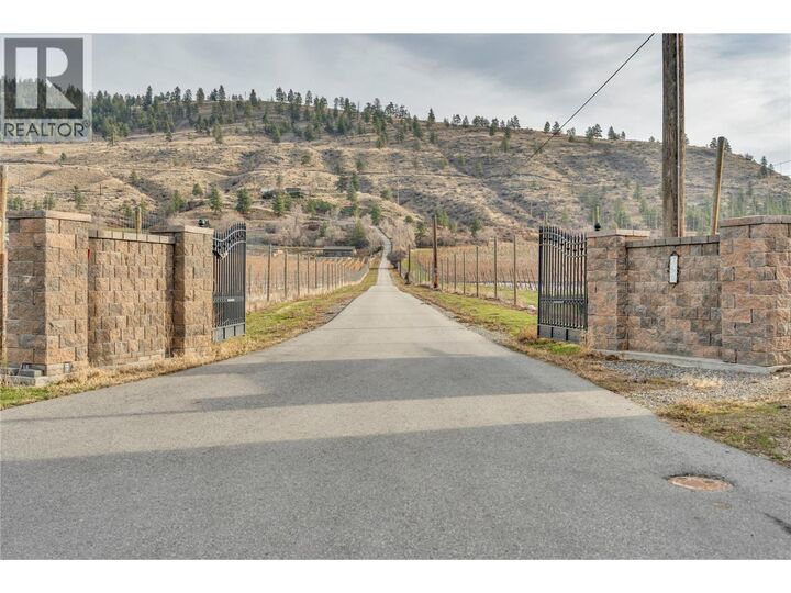 Property Photo: 760 Hudson Street BC V2A 8S9