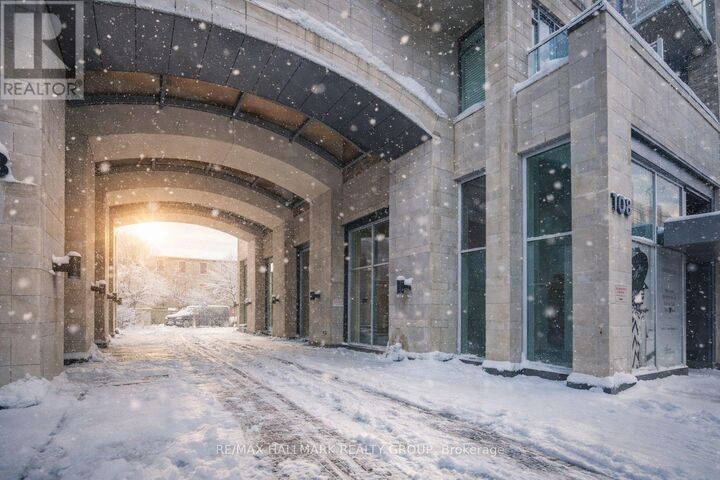 Property Photo:  108 Richmond Road 804  ON K1Z 0B3 