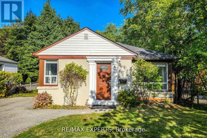 Property Photo: 261 Helmer Avenue ON L3Y 4L8