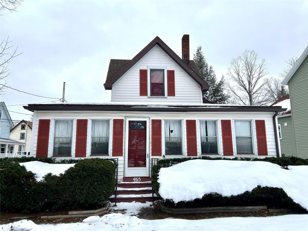 Property Photo: 465 S Main Street PA 16403