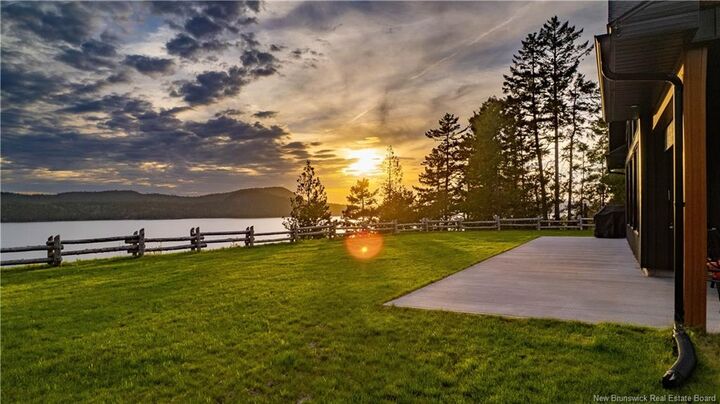 Property Photo:  15 Bluff Road  NB E5C 0J4 