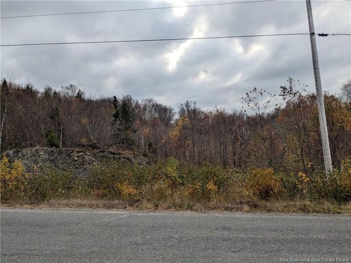 Property Photo:  86-321 Fundy Drive  NB E5E 1C1 