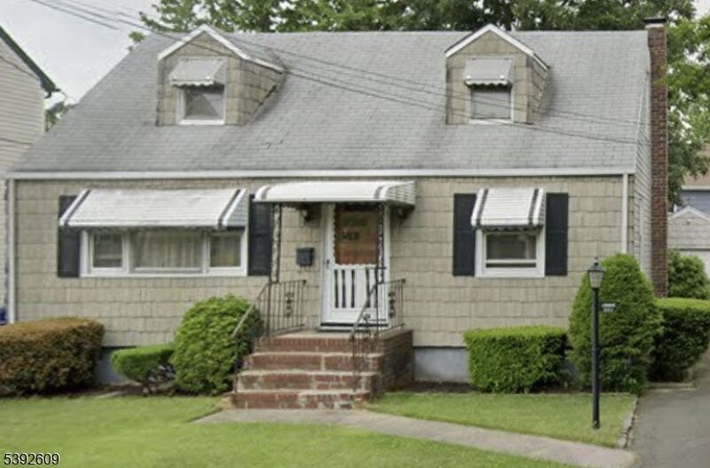 Property Photo:  222 N 17th St  NJ 07033 