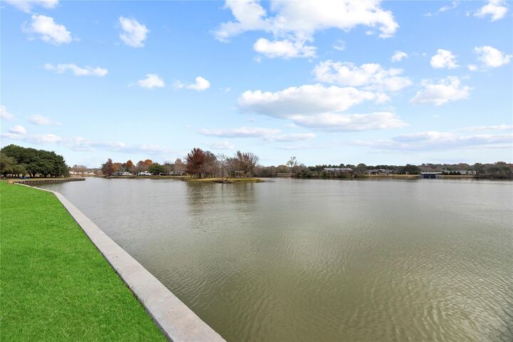 Property Photo:  13160 Clear View Drive  TX 77318 