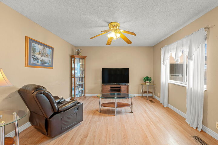 Property Photo:  405 W Rosewood Cir  UT 84721 