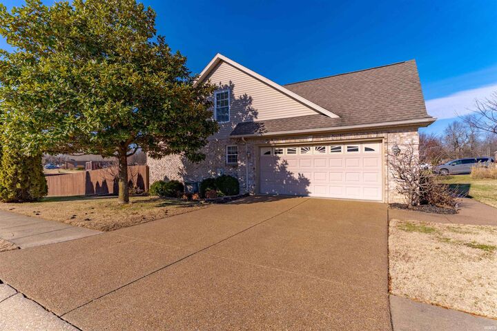 Property Photo: 7720 St. Jordan Circle IN 47630