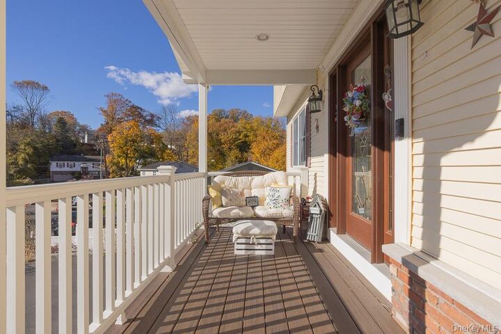 Property Photo:  9 Georgian Drive  NY 10980 