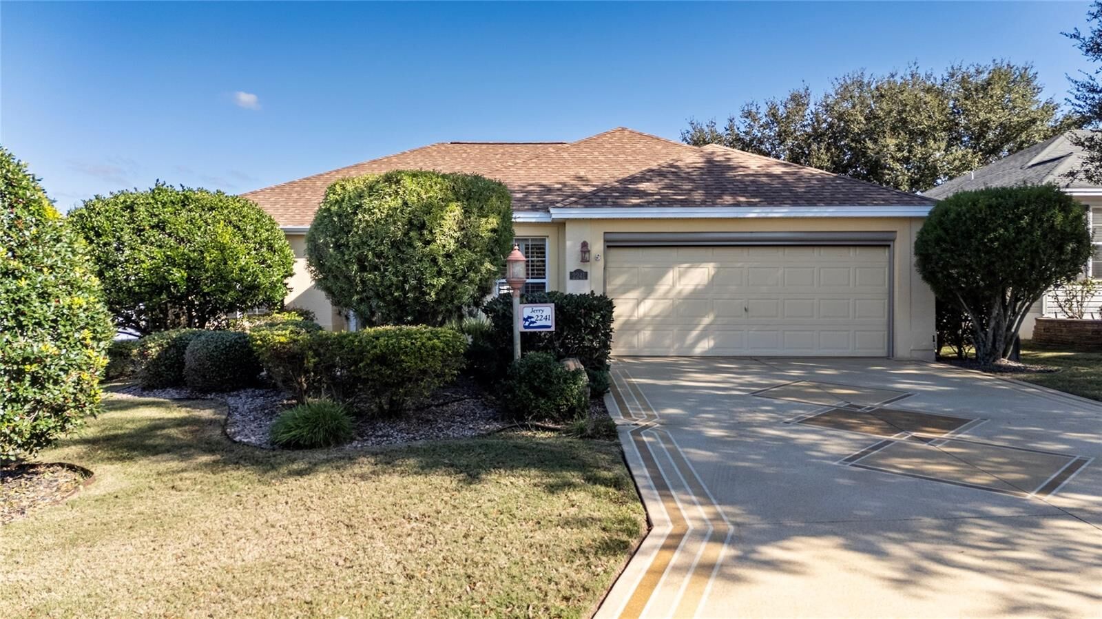 Property Photo: 2241 Hackney Way FL 32162