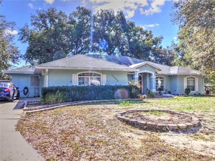 Property Photo: 13620 SW 107th Street FL 34432