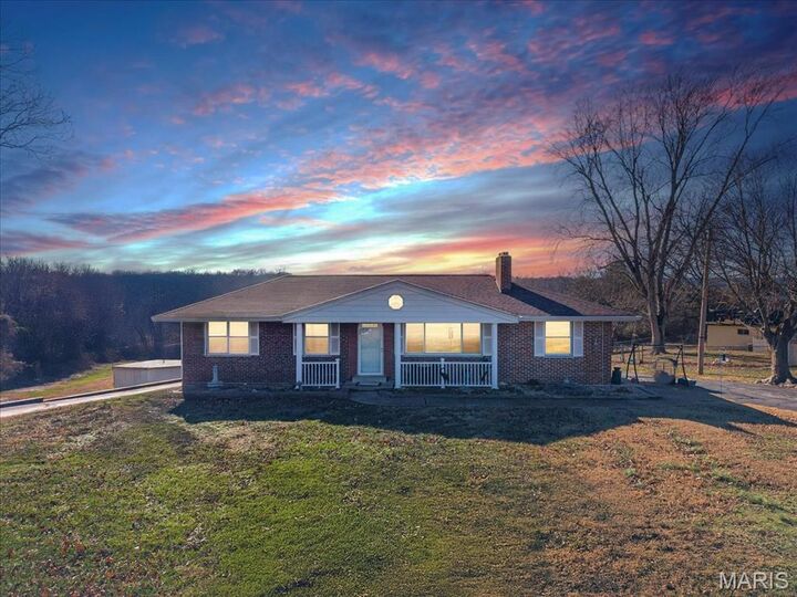 Property Photo:  2948 Erb Road  MO 63129 