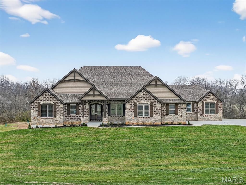 Property Photo:  212 Bluegrass Pasture Court  MO 63386 