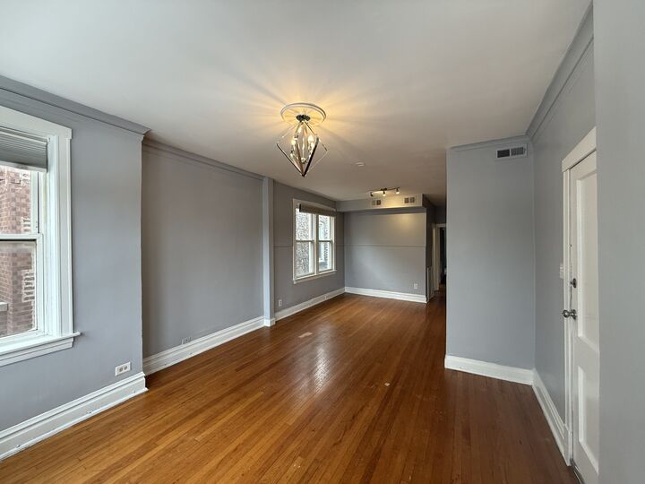 Property Photo:  6546 S Rockwell Street 2  IL 60629 