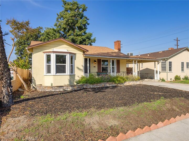Property Photo:  207 W Ash Avenue  CA 91502 