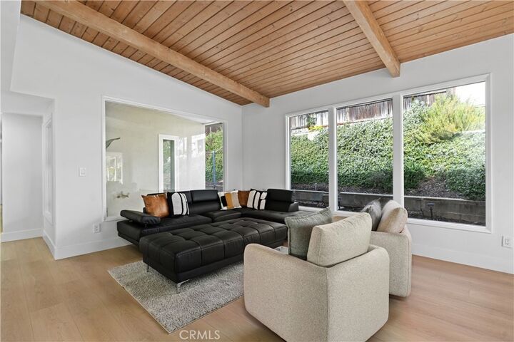 Property Photo:  1219 N Raymond Avenue  CA 92831 