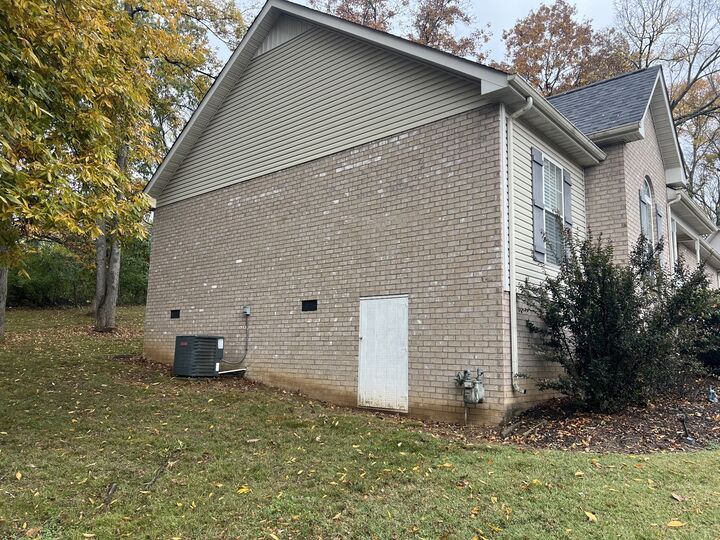 Property Photo:  105 Donovan Ct  TN 37075 