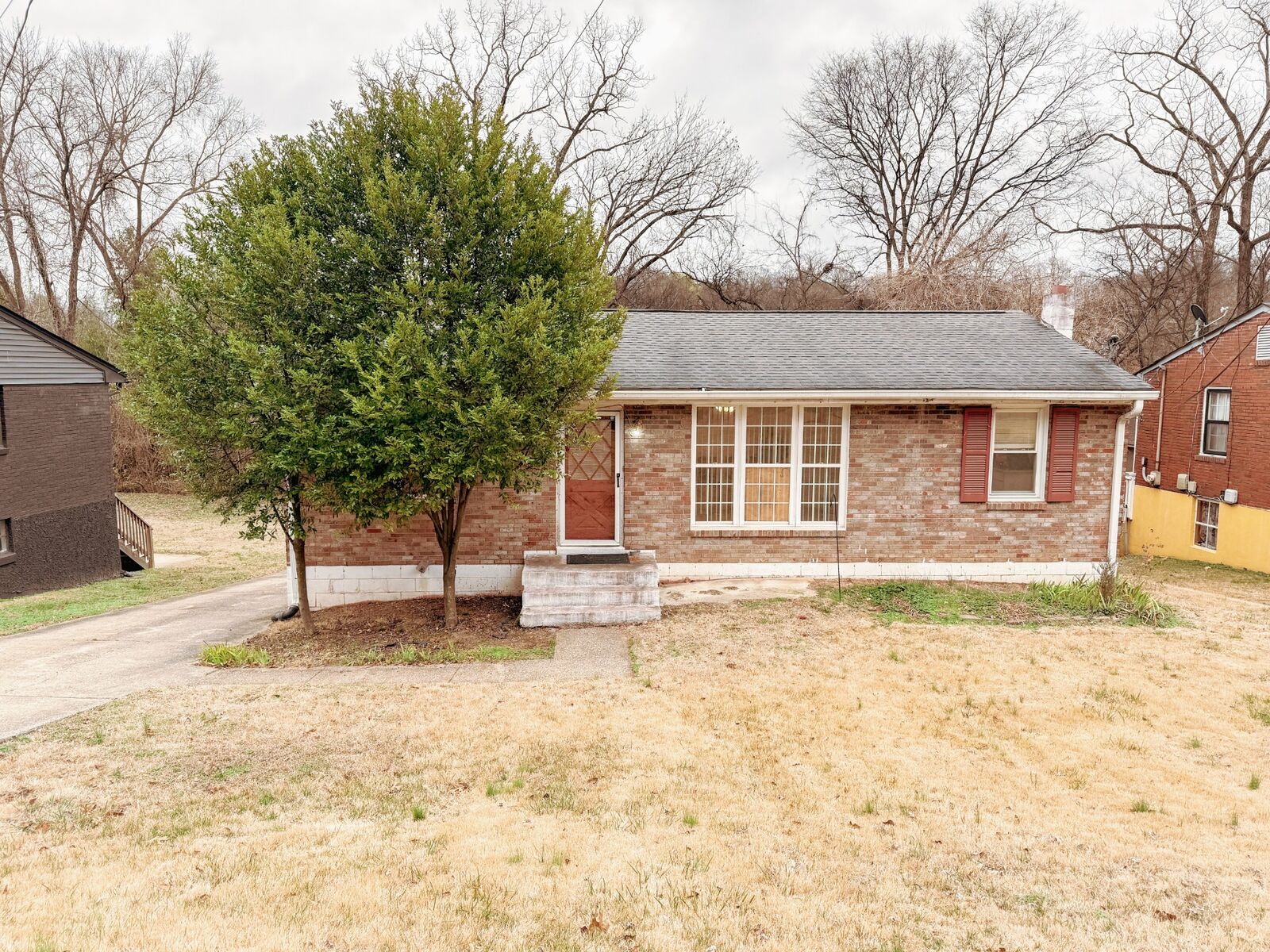 Property Photo:  720 Patricia Dr  TN 37217 