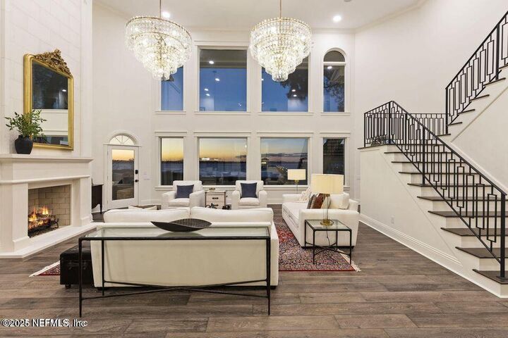 Property Photo:  12926 Riverplace Court  FL 32223 