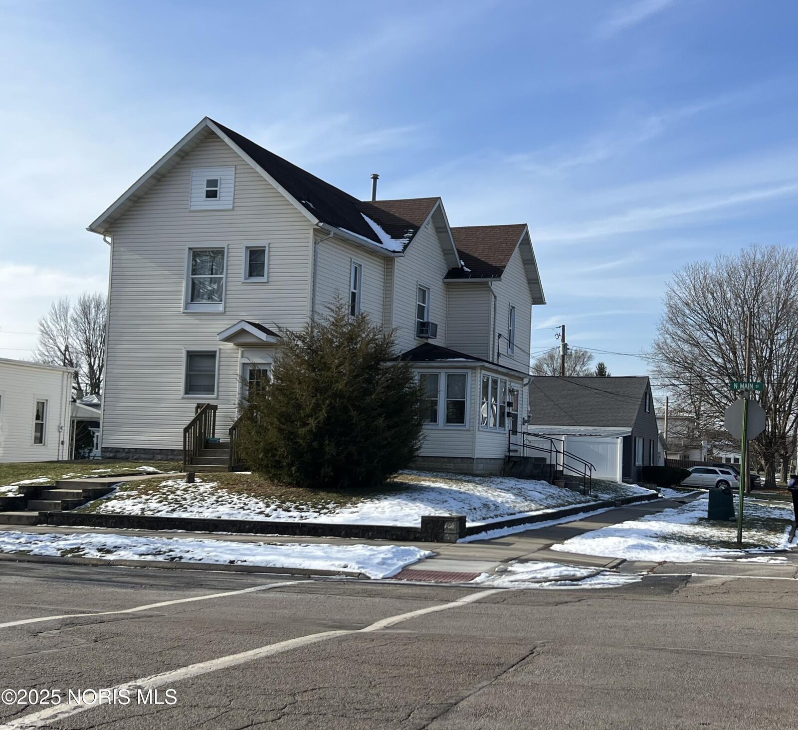 Property Photo:  329 N Main Street  OH 45872 