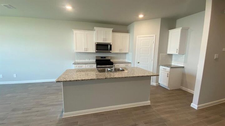 Property Photo: 1216 Marsha Lane TX 76234