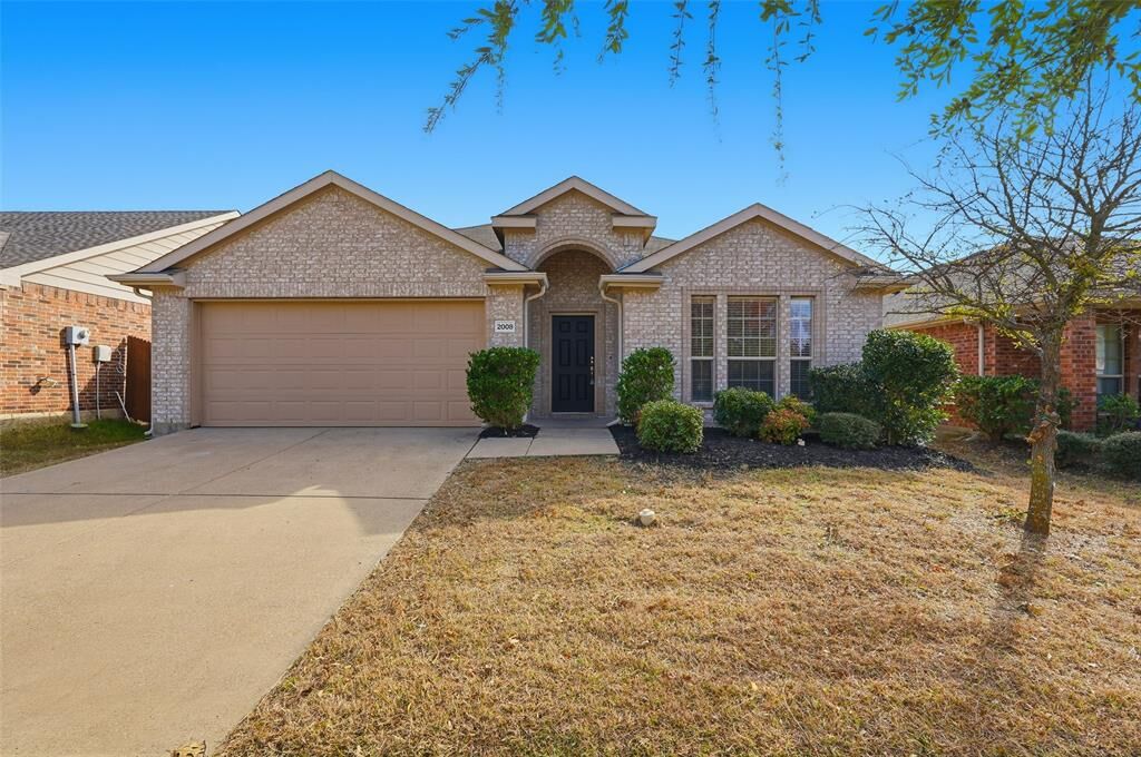 Property Photo:  2008 Allyson Drive  TX 75126 