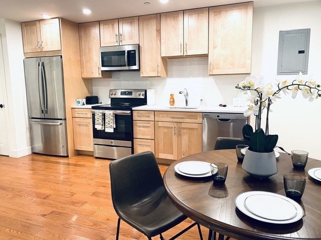 Property Photo:  1776 Beacon Street B  MA 02445 