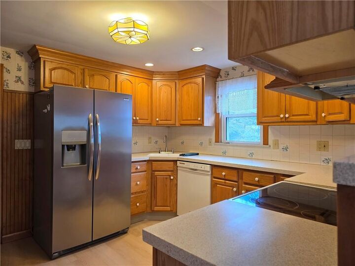 Property Photo:  473 River Road  RI 02865 