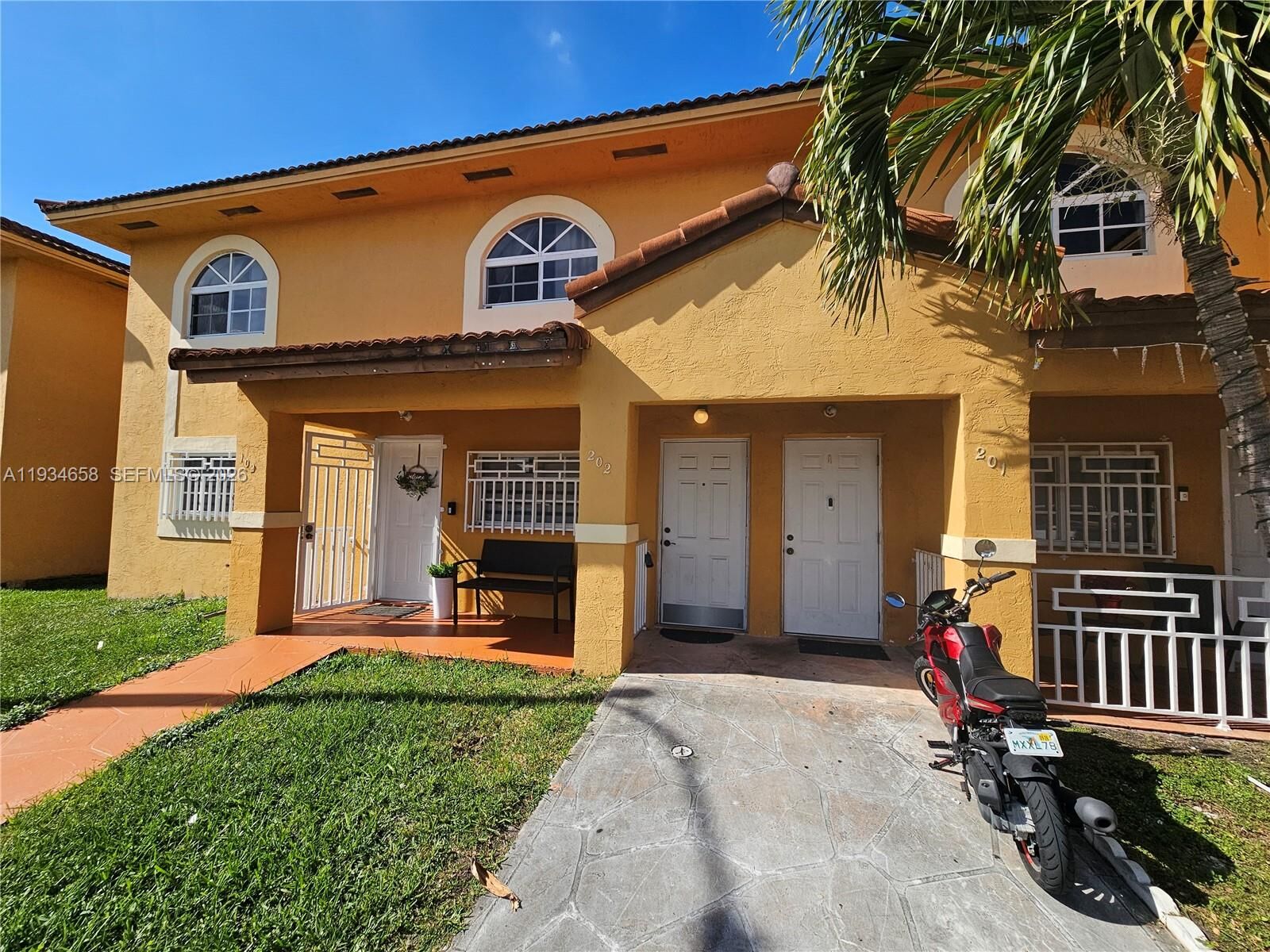 Property Photo:  7762 W 34th Ln 18-202  FL 33018 