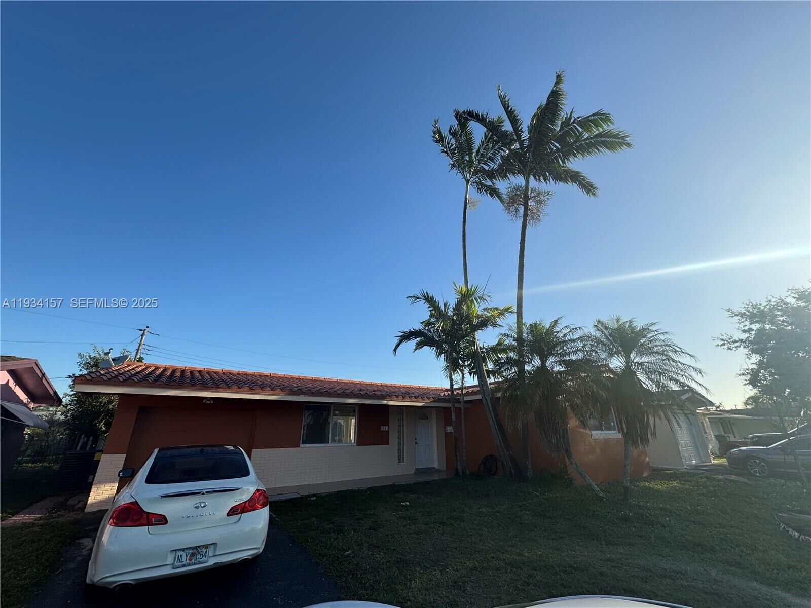 Property Photo:  8511 NW 11th St  FL 33024 