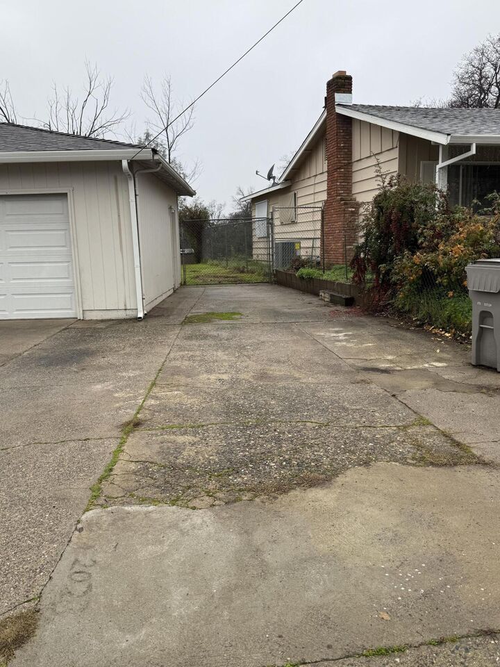 Property Photo:  4620 Enchanted Way  CA 96001 