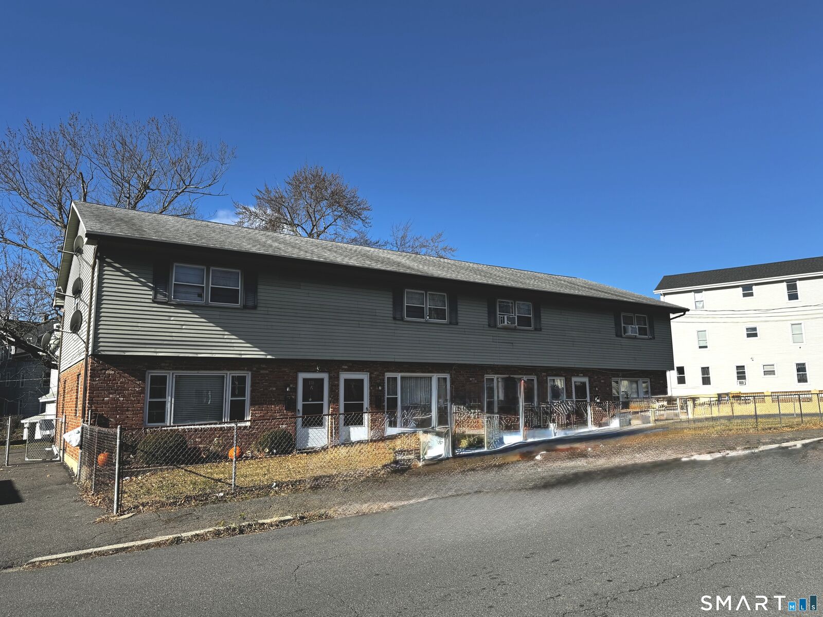 Property Photo:  118 Fairmount Street  CT 06706 