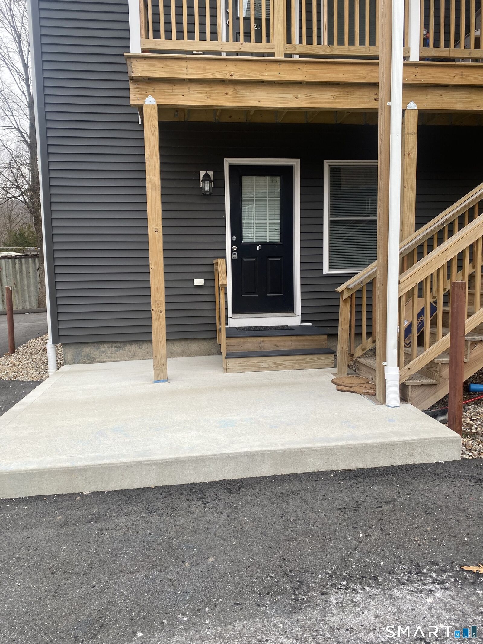 Property Photo:  19 Railroad Avenue  CT 06403 