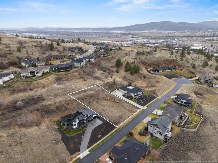 Property Photo:  651 N Stimson Ln  WA 99019 