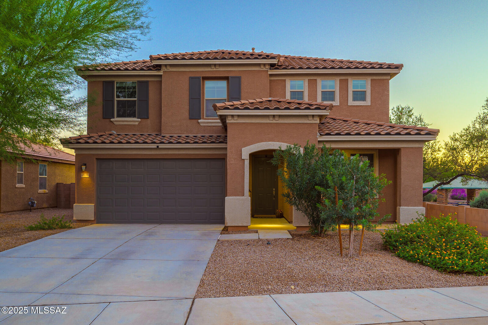 Property Photo:  12437 N Waterside Drive  AZ 85653 