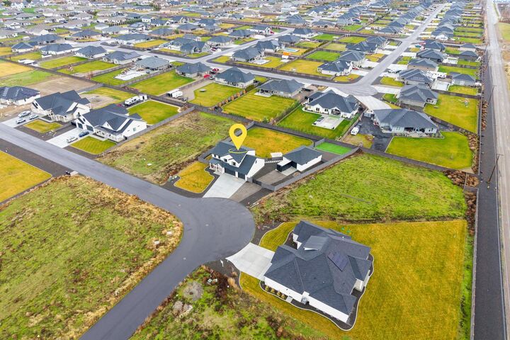 Property Photo:  6501 Lazy B Drive  WA 99301 