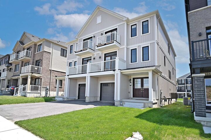 Property Photo:  19 Central Market Drive  ON N3W 0J3 